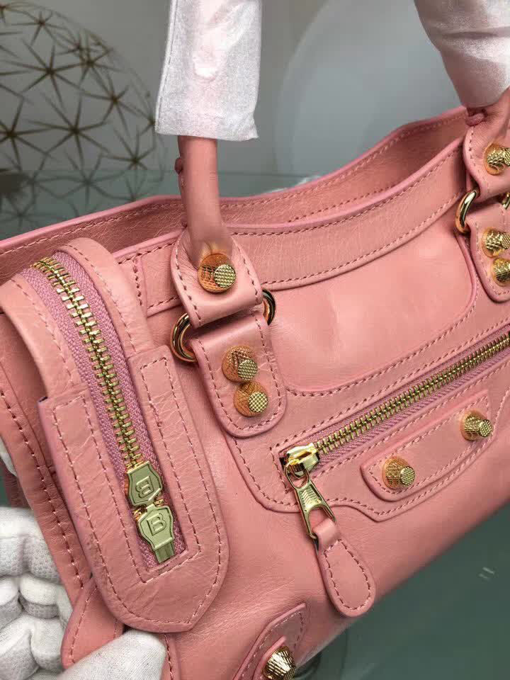 BALENCIAG巴黎世家 義大利進口 原版油蠟頭層牛皮 香皮小銀釘 時尚百搭 手提肩背斜挎包  BL1576